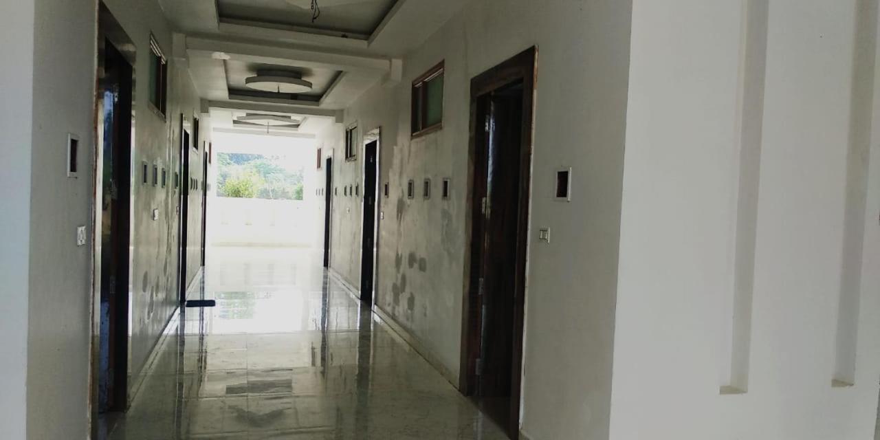 Radha Rani Mahal Khajuraho Hotel Bagian luar foto